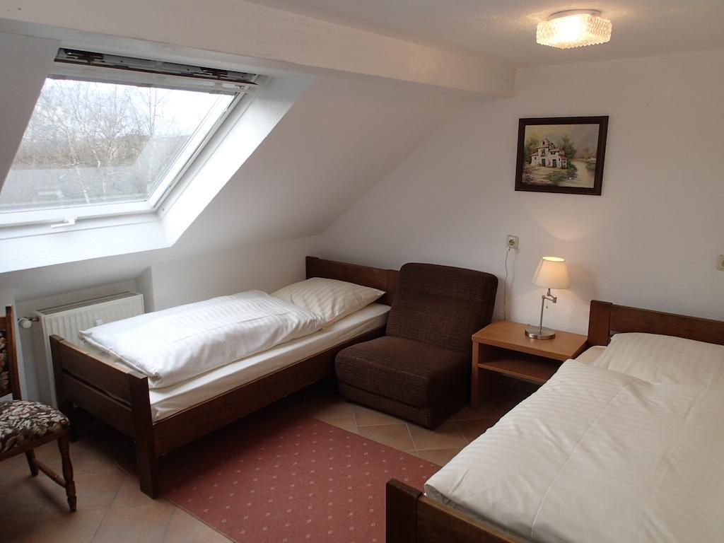 Schapers Ferienwohnungen Emmerthal Habitación foto